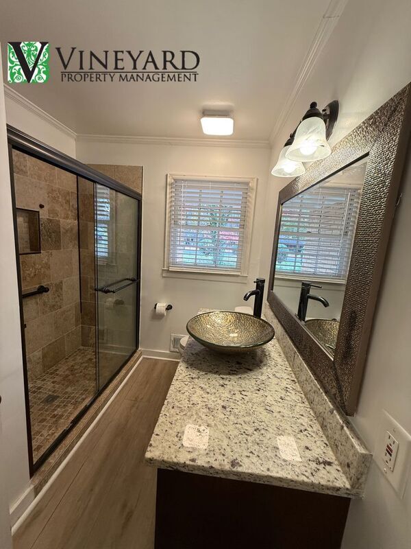 Building Photo - 415 Arnold Ave