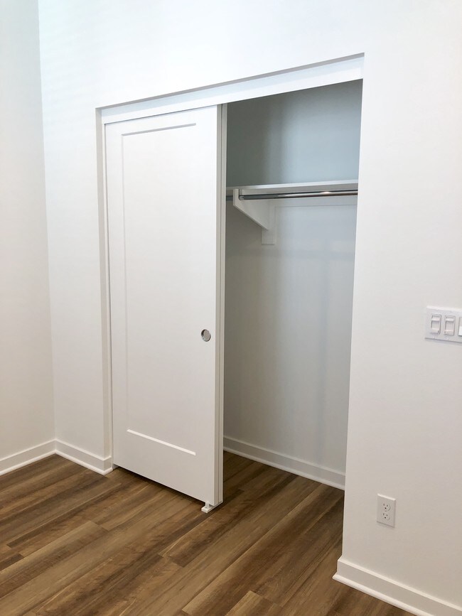Closet - 17821 Gillette Ave