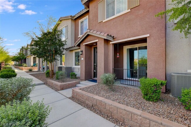 Building Photo - 965 Nevada State Dr