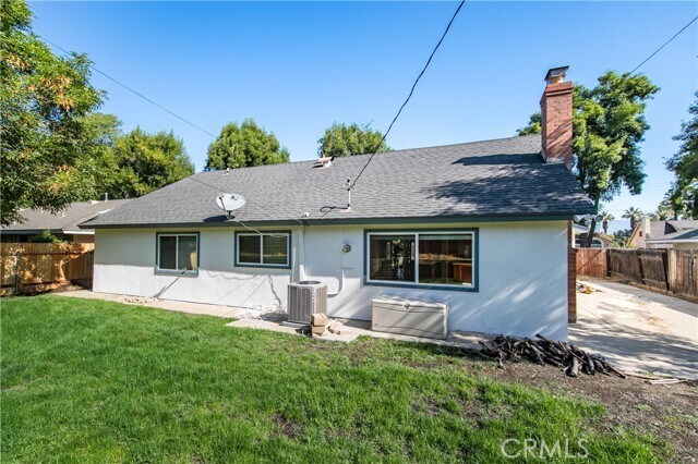 Building Photo - 25145 Daisy Ave