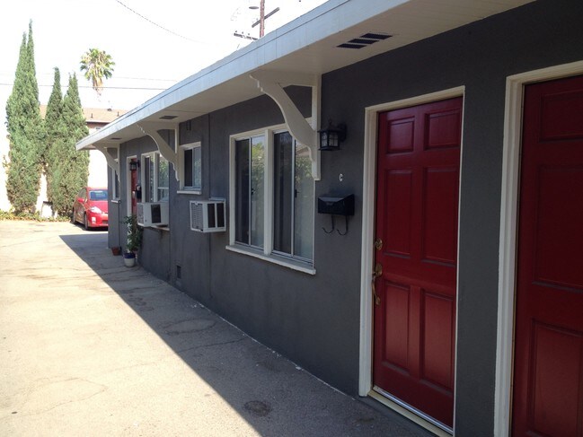 Building Photo - 5629 Cleon Ave