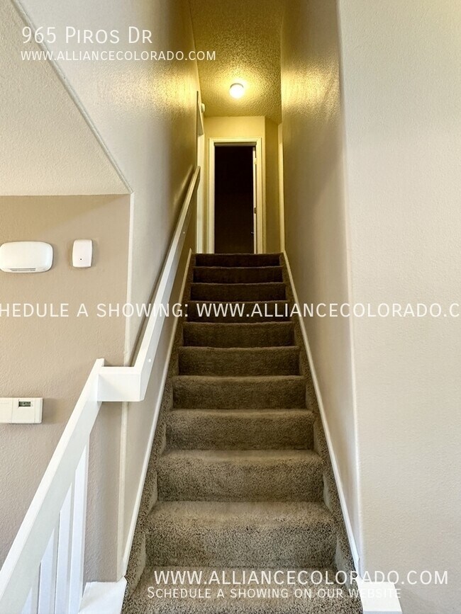 Building Photo - 965 Piros Dr