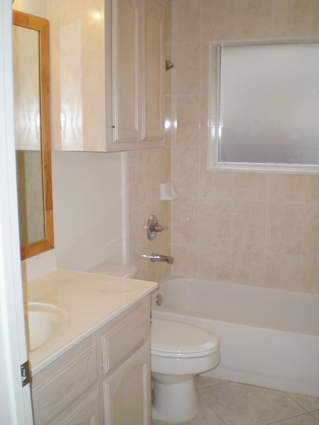 Building Photo - 2913 N 45th St