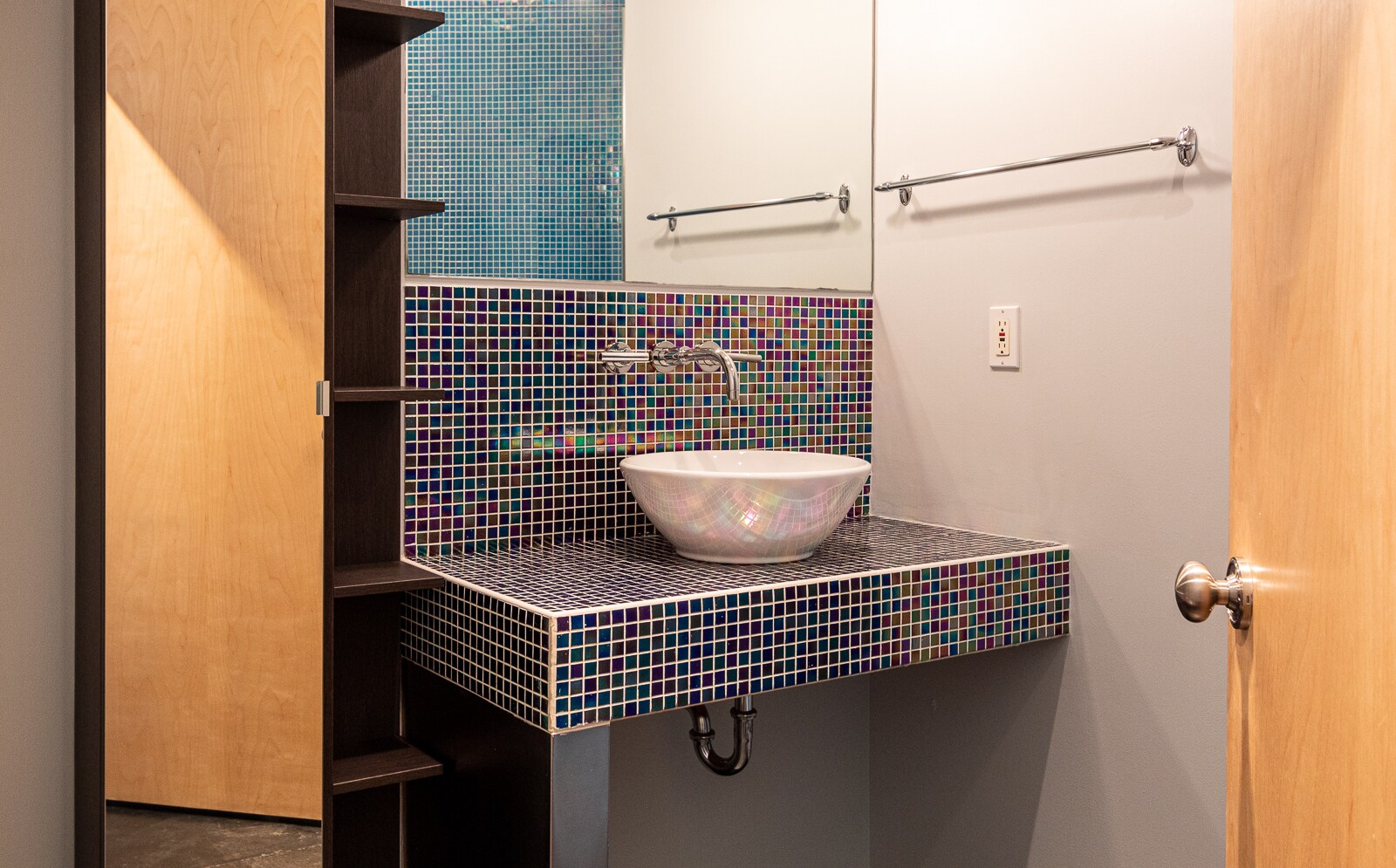 Building Photo - 2401 S 12th St