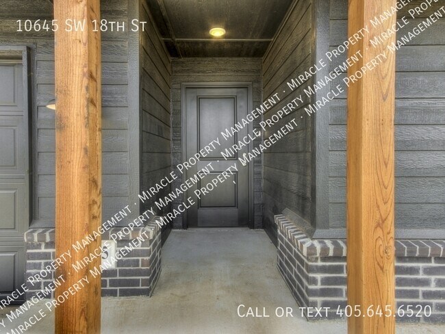 Building Photo - 10645 SW 18th St