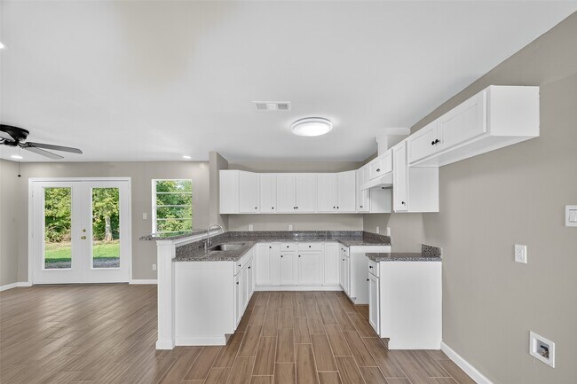 Building Photo - 5126 Denoron Dr