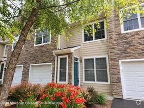 Building Photo - 54 Amber Dr
