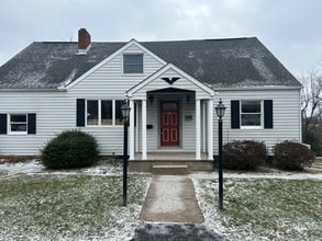 Building Photo - 335 S Lincoln Ave