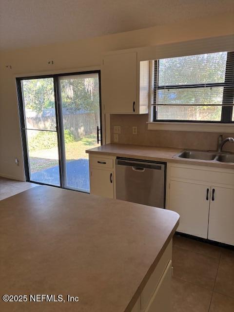 Building Photo - 13 Oaks Dr