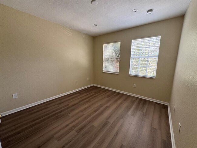 Building Photo - 8531 SW 25th Ct