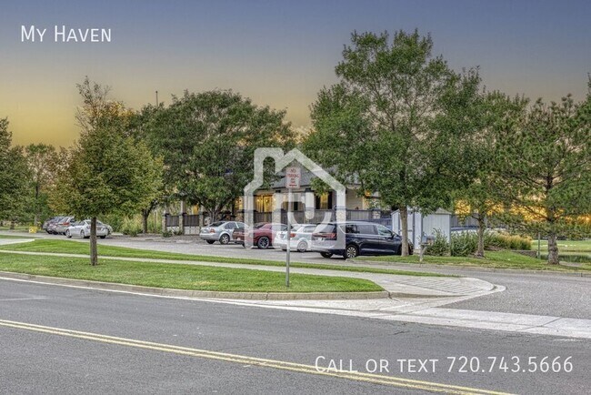 Building Photo - 17237 Parkside Dr N