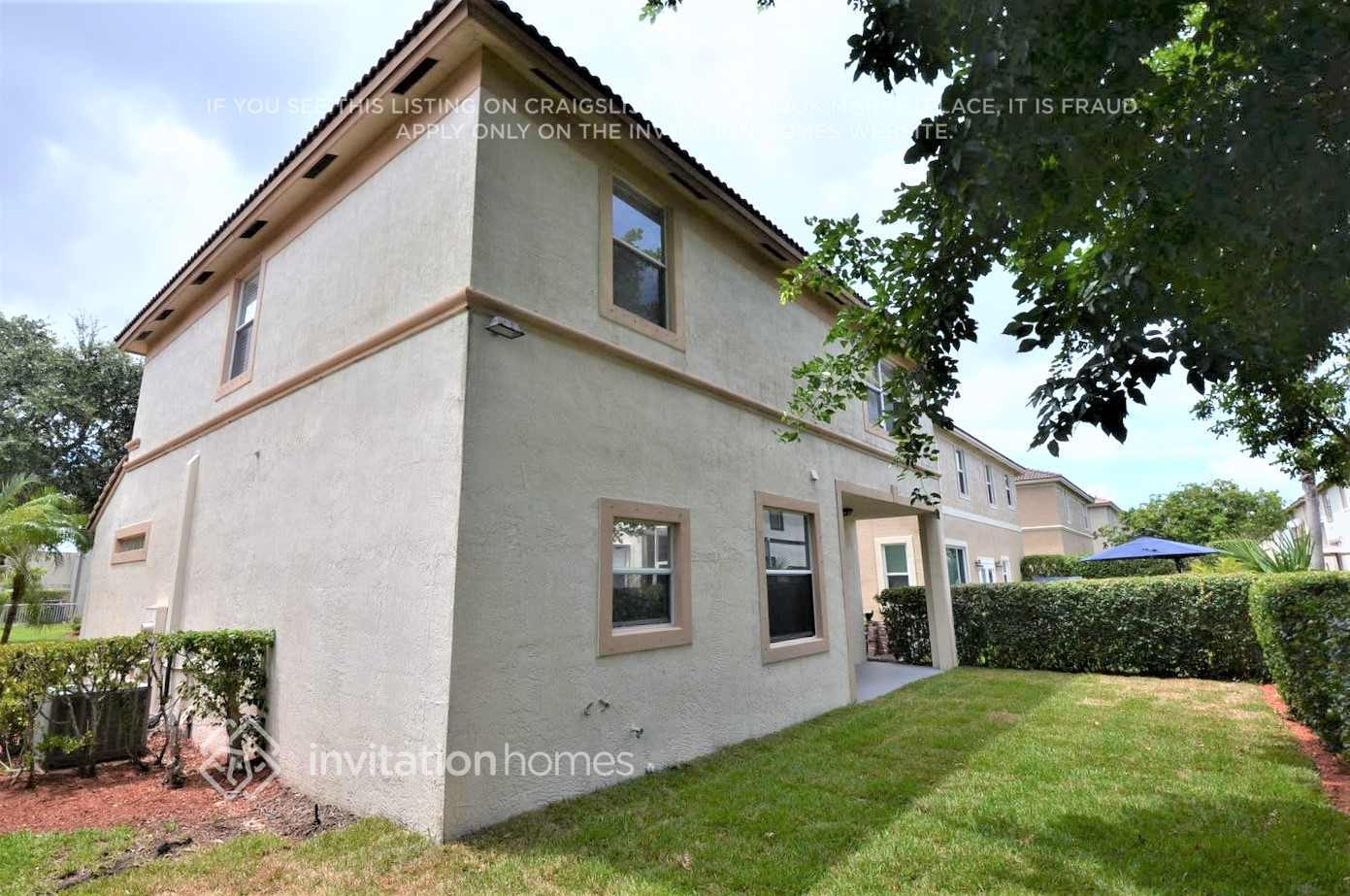 Building Photo - 843 NW 127th Ave