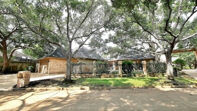 Building Photo - 19823 Sunbridge Ln