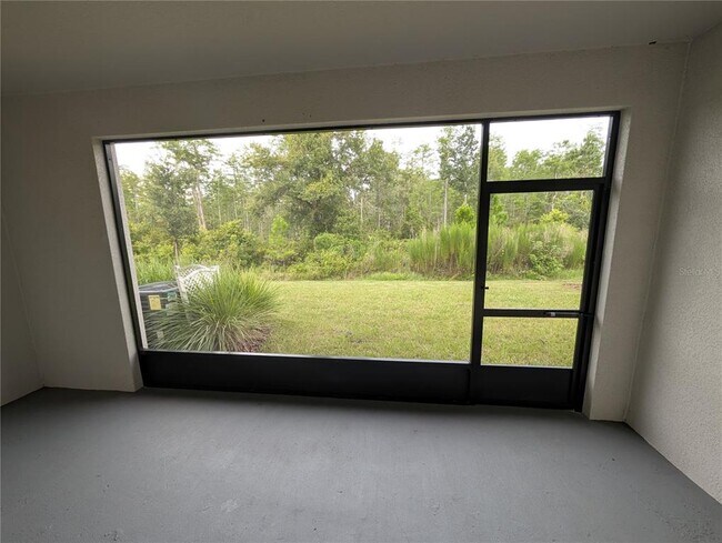 Building Photo - 11154 Crescent Deer Dr
