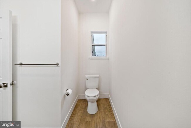 Building Photo - 2024 S 17th St