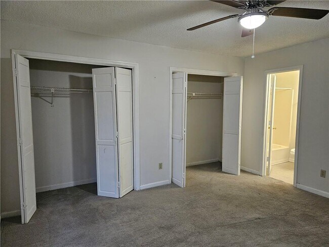 Building Photo - 4813 Hairston Pl