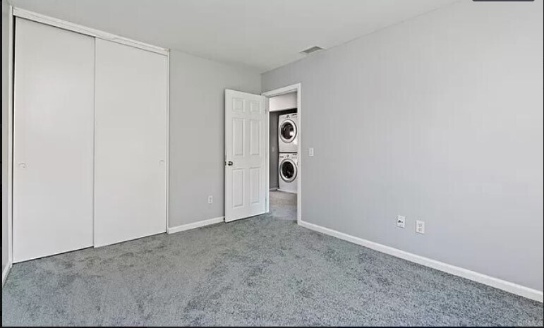 Building Photo - 3201 Via Pescado