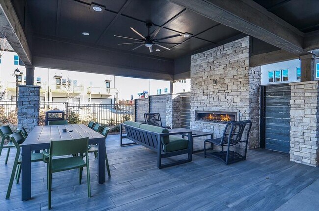 Building Photo - 2316 Mockernut Trl