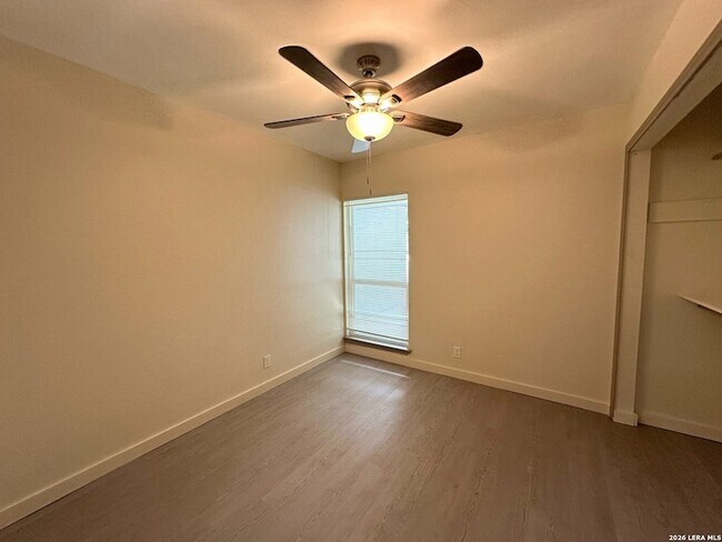 Building Photo - 6731 Carters Blf Dr