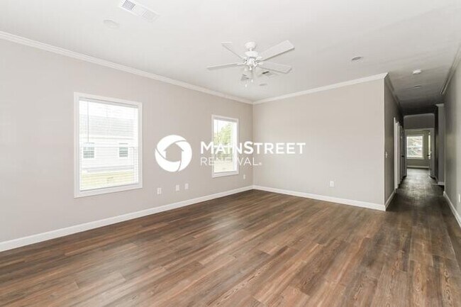 Building Photo - 4 Bedroom Pet-Friendly Home in Lehigh Acre...
