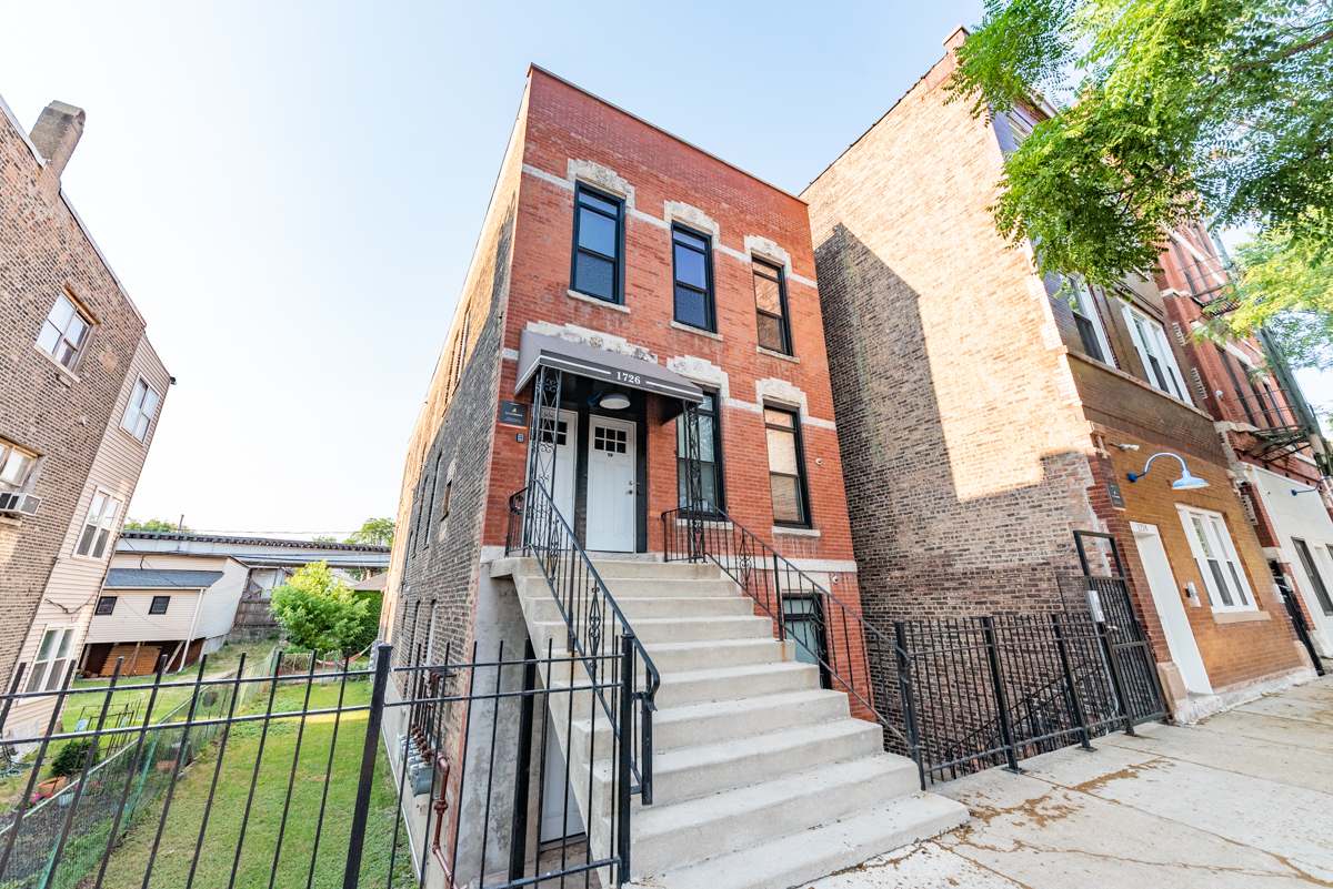 Building Photo - 1728 W 21st Pl
