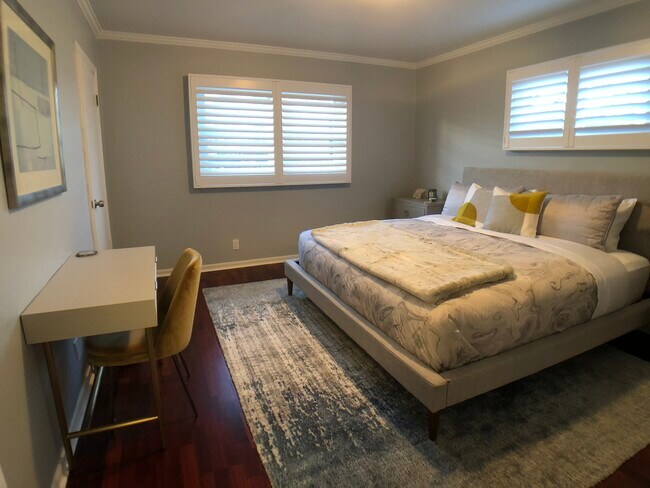 Building Photo - 422 Pacific St