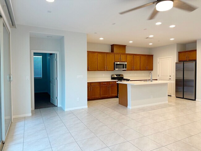 Building Photo - 11585 Salt Creek Ave