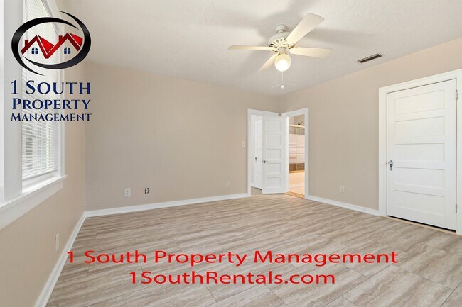Building Photo - 4726 Princeton Dr