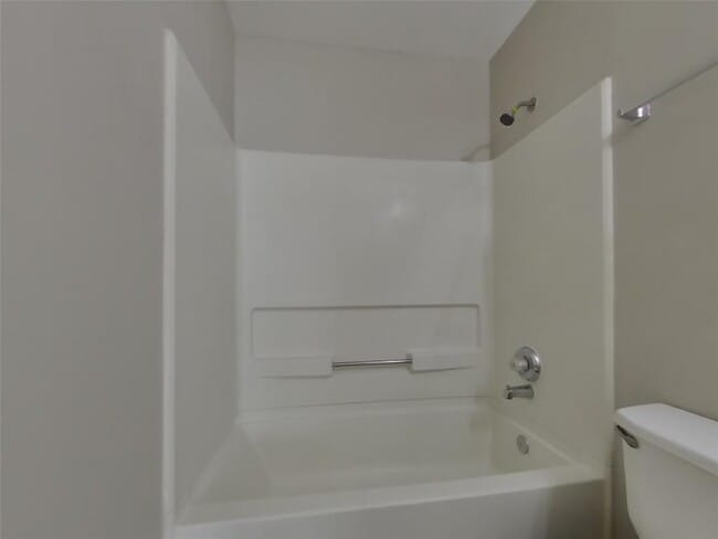 Building Photo - 15839 S Alley Ct