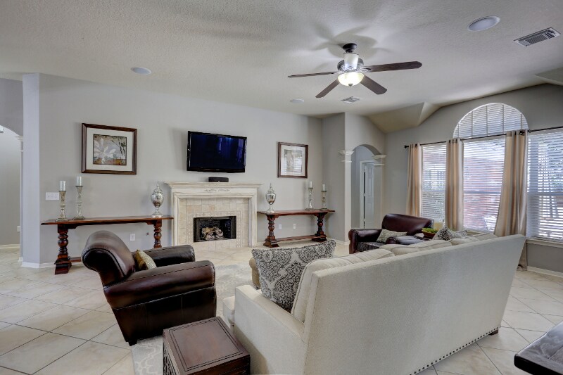 Building Photo - 19 S Linton Ridge Cir