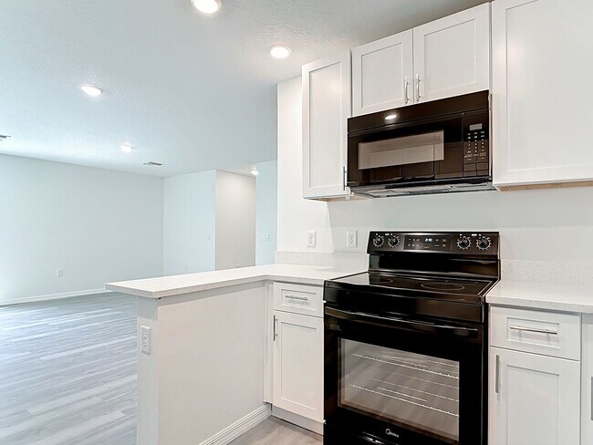 Building Photo - Brand New Home in North Port *3 Bedrooms &...