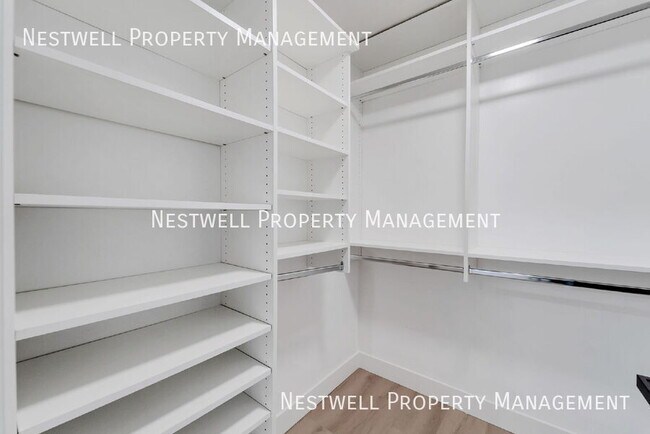 Building Photo - 353 Redberry Rd