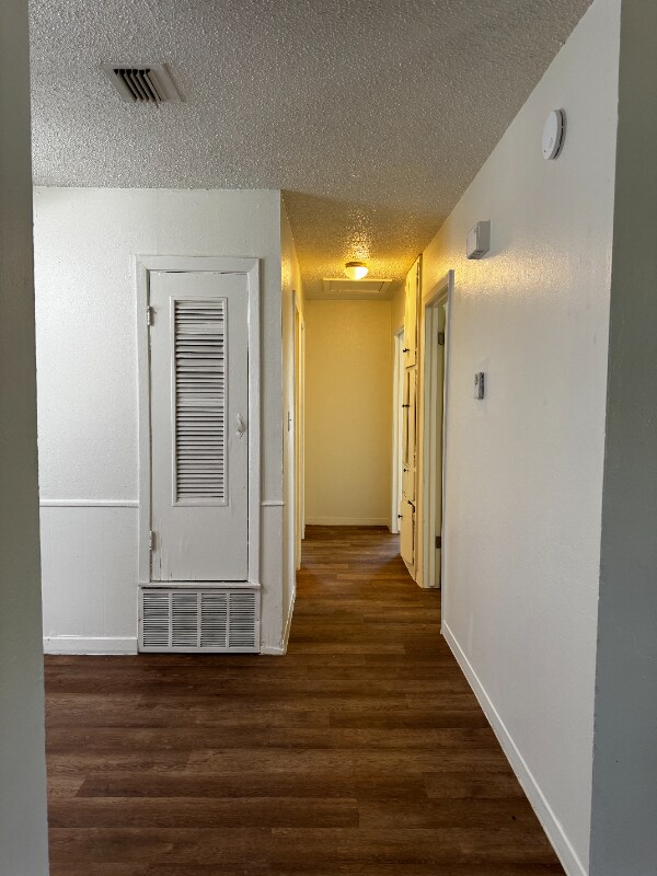 Building Photo - 314 Bramble Dr