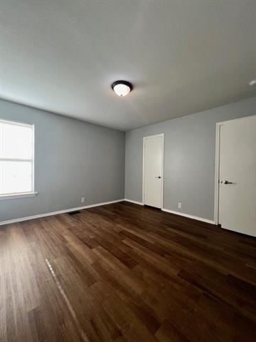 Building Photo - 327 S 4th St