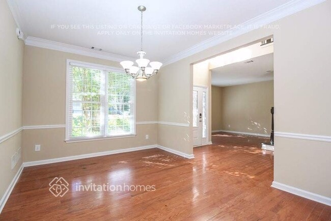 Building Photo - 7022 Surrey Dr