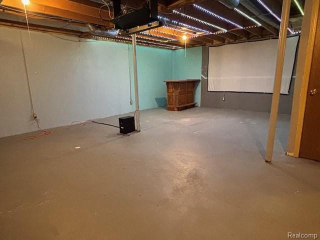 Building Photo - 879 Barren Oaks Dr