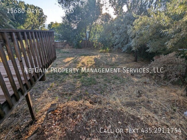Building Photo - 11680 E Dry Creek Rd