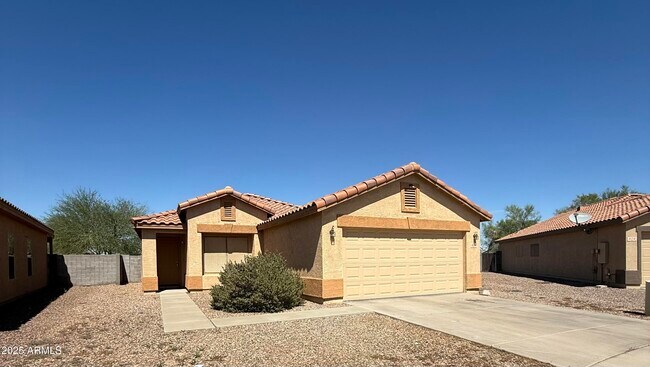 Building Photo - 678 W Kingman Loop