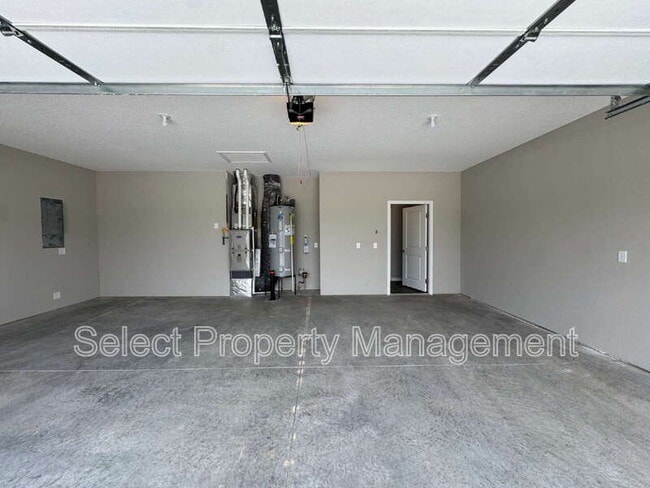 Building Photo - 8783 Elmont Cv