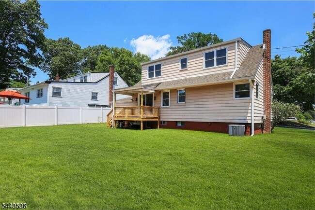 Building Photo - 538 Dietz St