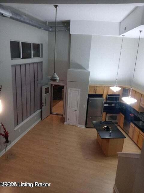 Building Photo - 2415 Brownsboro Rd