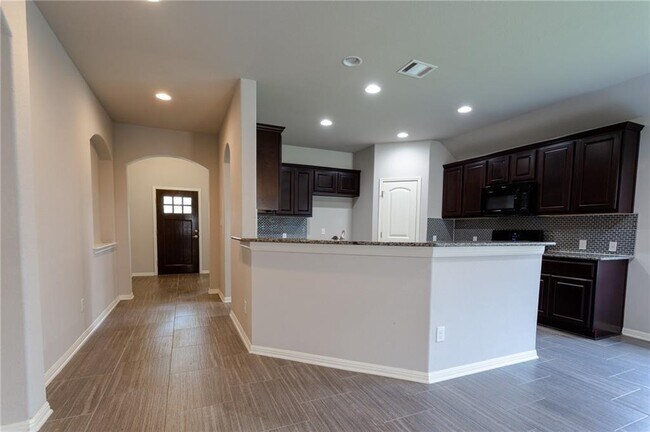 Building Photo - 8238 Arezzo Dr