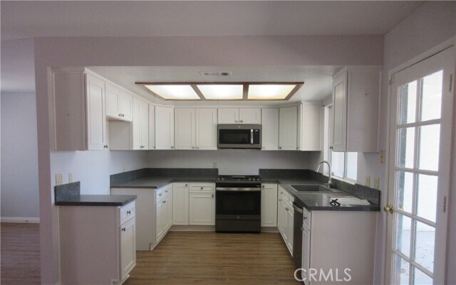Building Photo - 29790 Cadena Dr