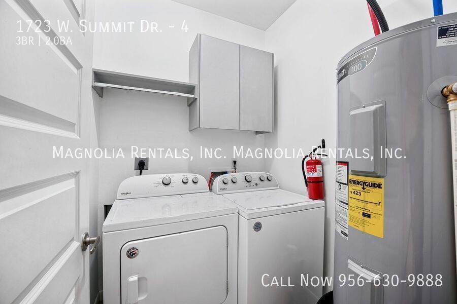 Building Photo - 1723 W Smt Dr