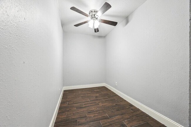 Building Photo - 5918 San Felipe St