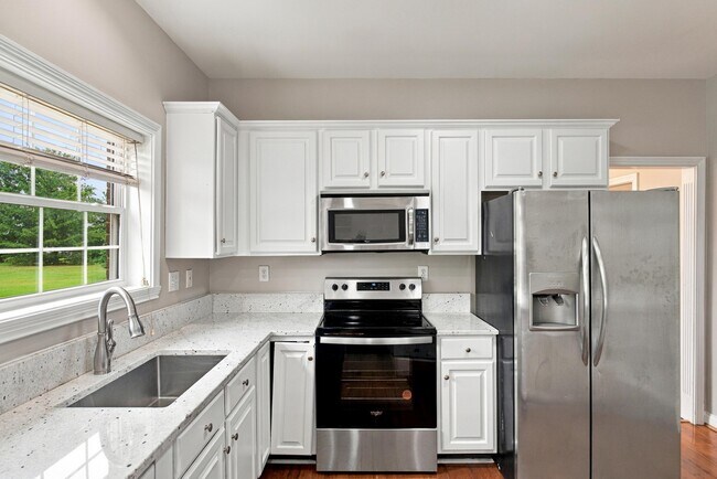 Building Photo - 3265 Marston Pl