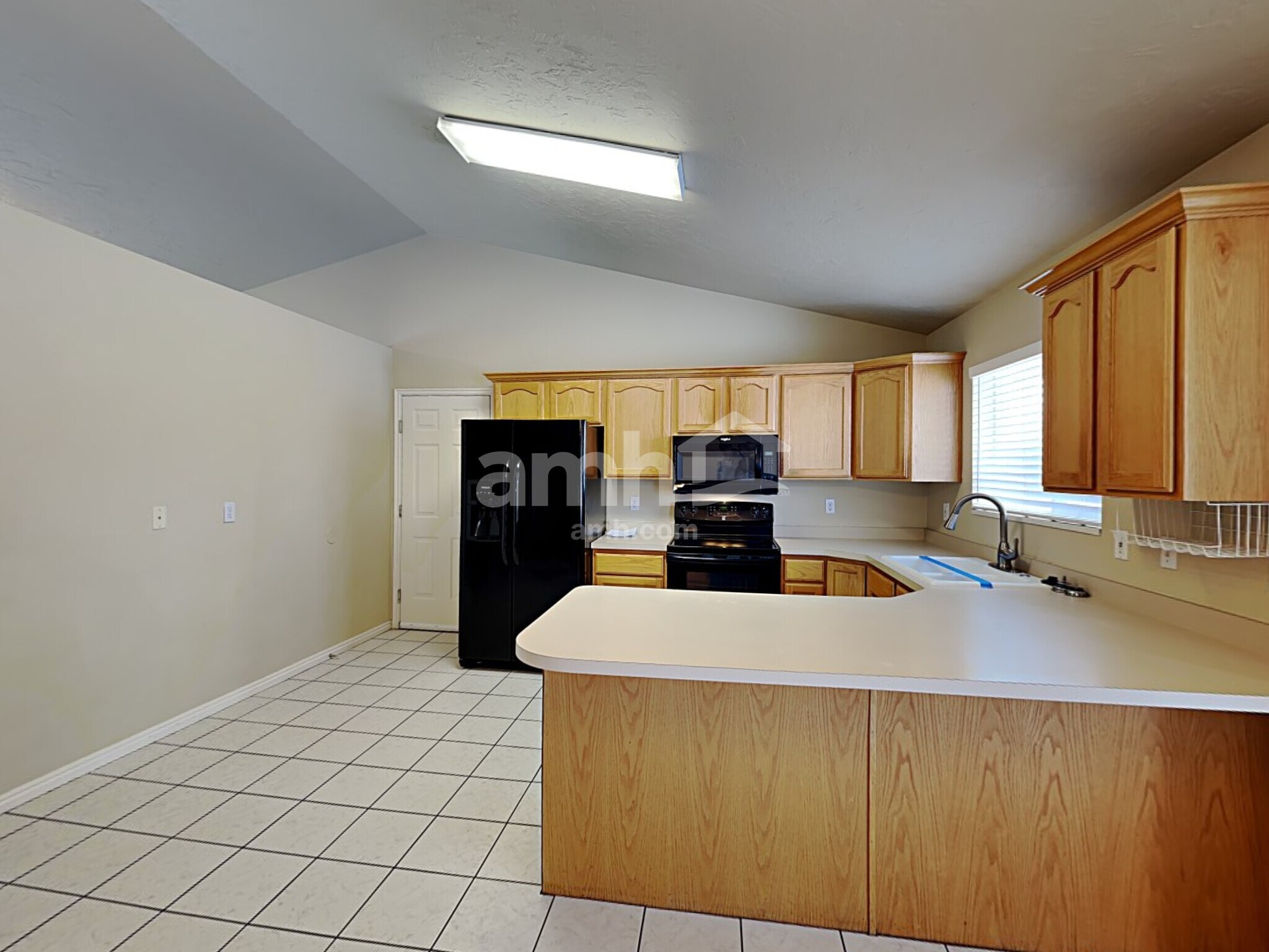 Building Photo - 326 S 1530 E
