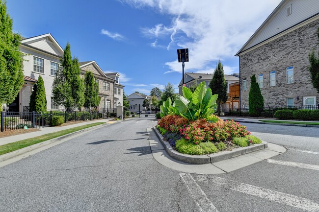 Building Photo - 4245 Deming Cir