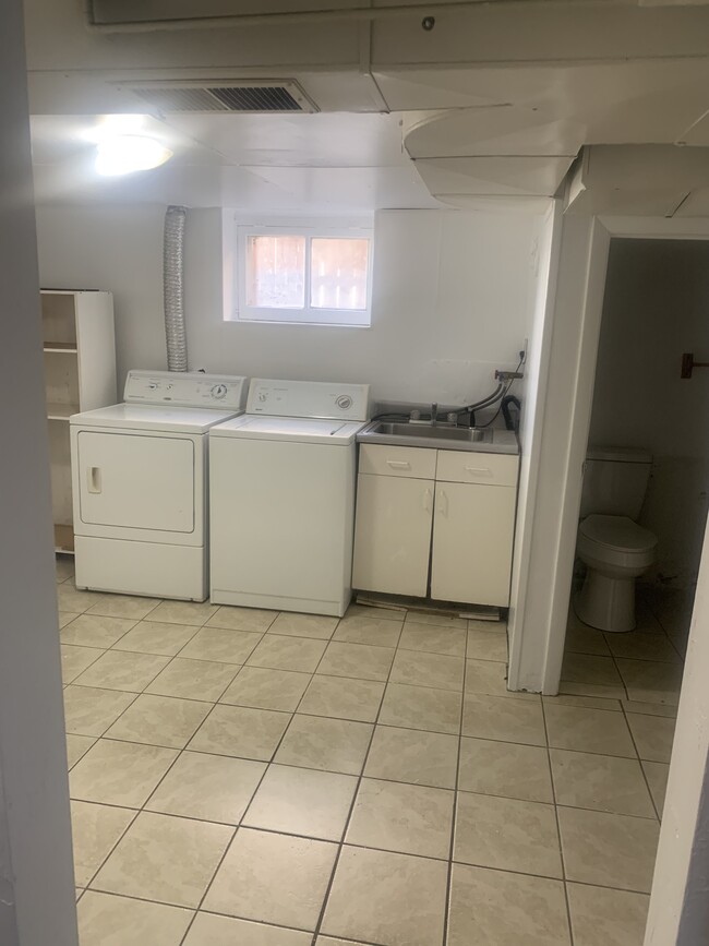 Basement laundry room - 1330 Elm Ave