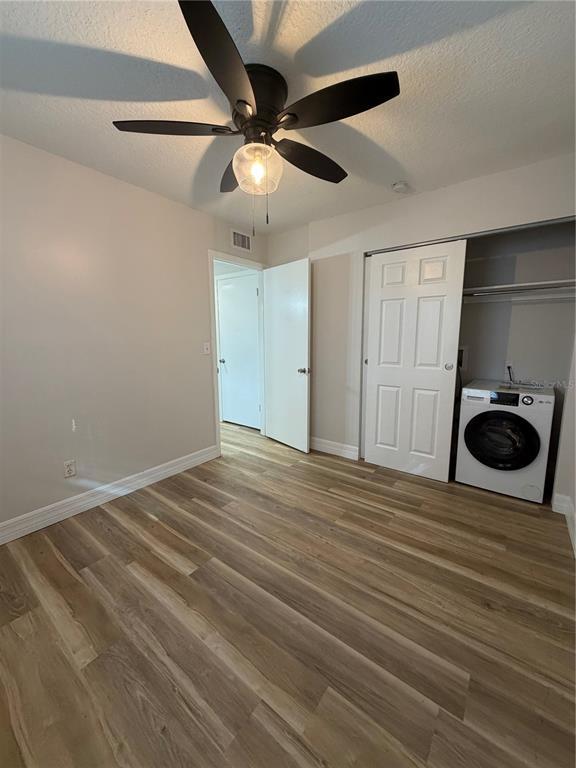 Building Photo - 316 W Howry Ave